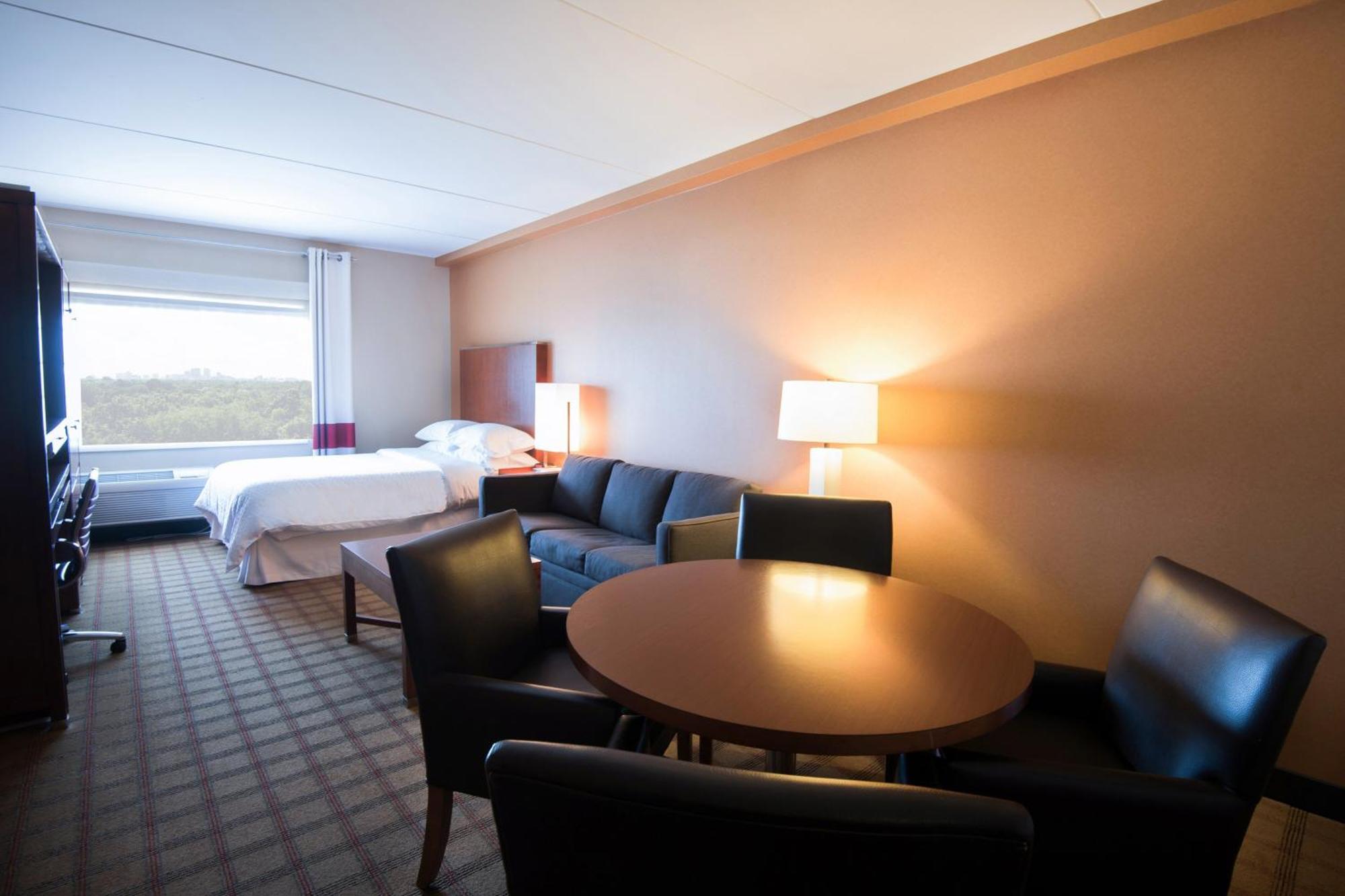 Four Points By Sheraton Winnipeg South מראה חיצוני תמונה