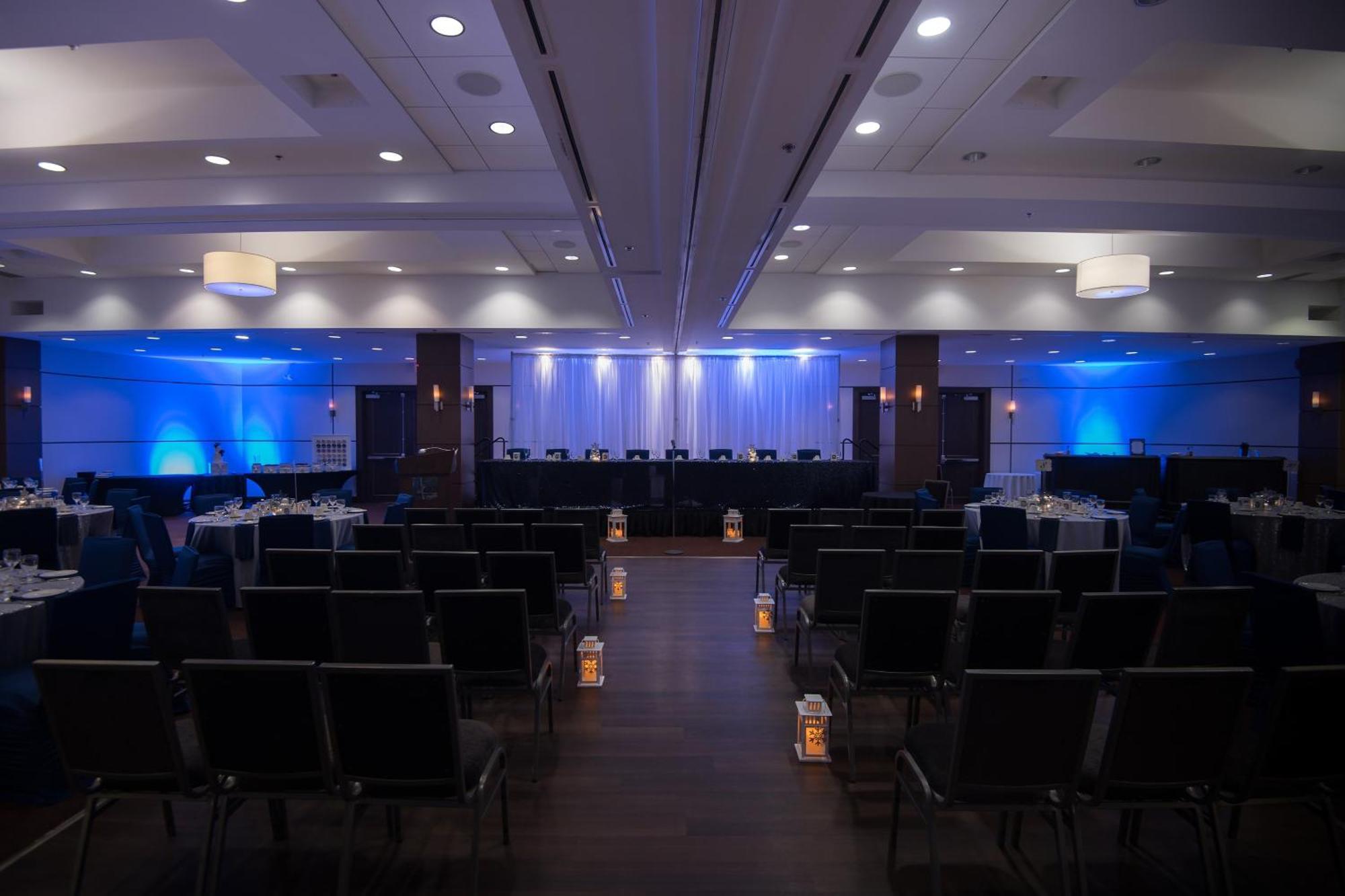 Four Points By Sheraton Winnipeg South מראה חיצוני תמונה